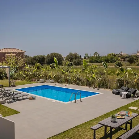 Vila Ai Helis Summer House By Vintage Travel Svoronata